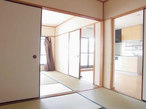 神戸市西区南別府マンション リビング