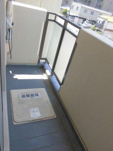 神戸市西区南別府マンション バルコニー