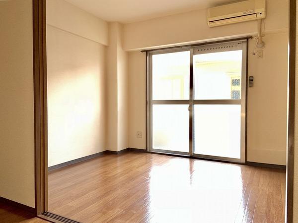 明石市魚住町清水マンション リビング