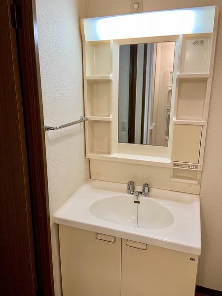 明石市魚住町清水マンション 洗面