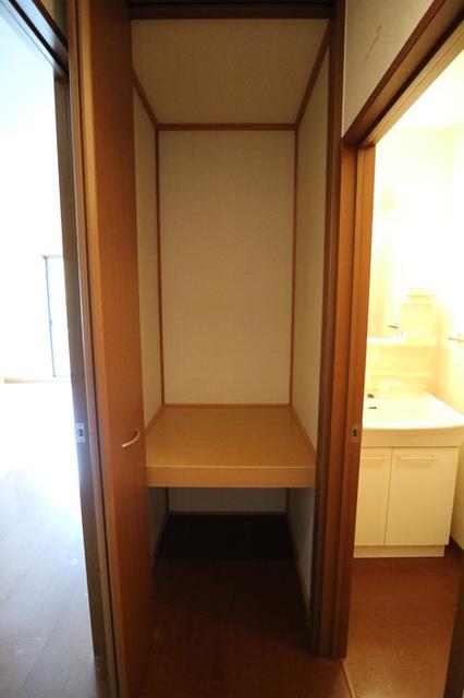 パルティーダ　C棟（102） 収納