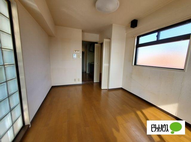 明石市魚住町鴨池マンション リビング