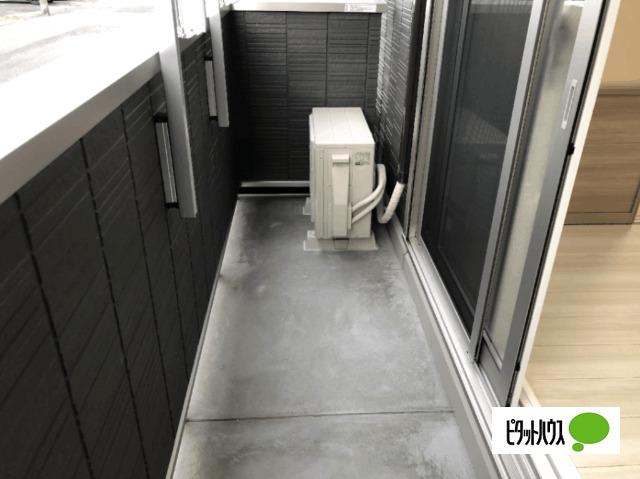 明石市日富美町アパート バルコニー