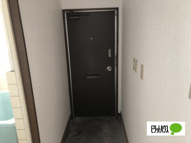 伊勢田マンション 玄関