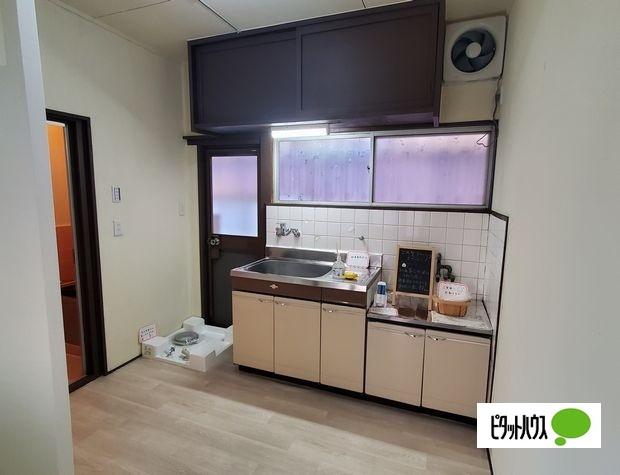 明石市東野町一戸建 リビング