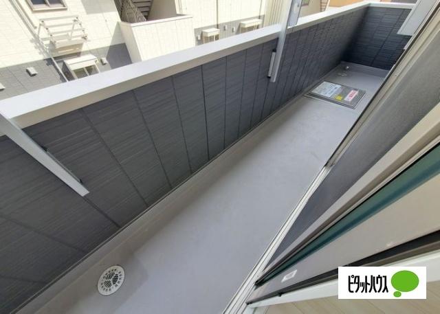 Villa le Euphoria　AKASHI・OKUBOCHO（102） バルコニー
