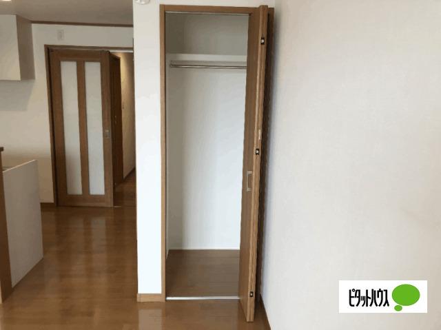 明石市魚住町西岡アパート 収納