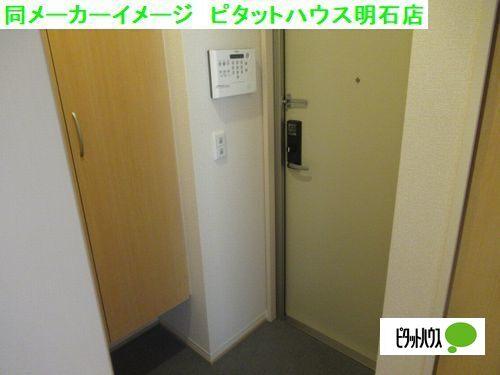 明石市鷹匠町アパート 玄関