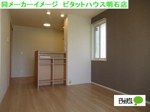 明石市鷹匠町アパート リビング