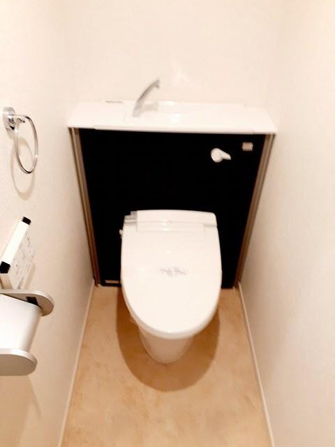 イーストブルー六番館（301） トイレ