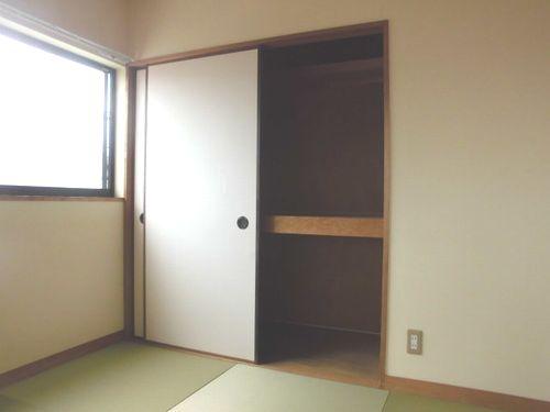 明石市魚住町金ケ崎アパート 収納