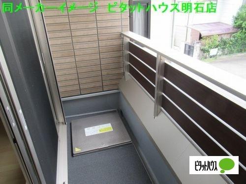 明石市魚住町清水アパート バルコニー