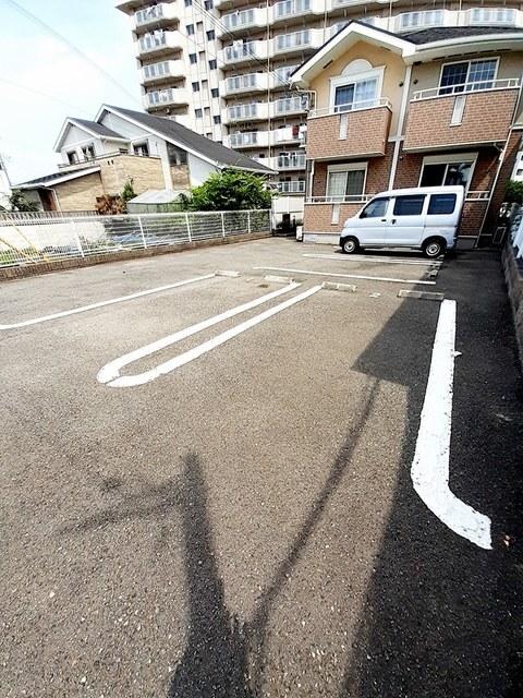 Ｌｉｖｅ　ｈｏｕｓｅ（202） 駐車場