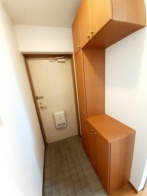 ヒルサイドテラス（301） 玄関