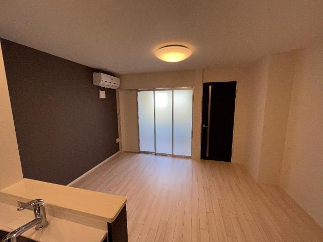 ハルカス　ウエスト 室内