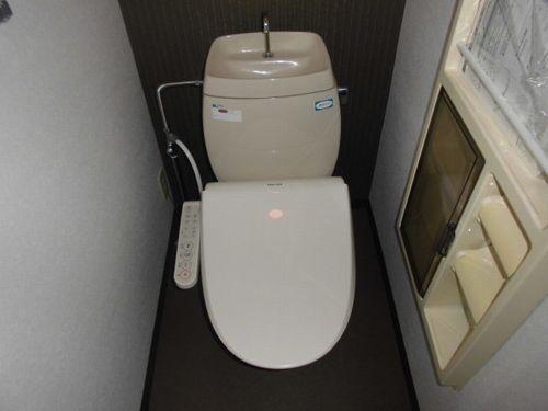 明石市和坂アパート トイレ