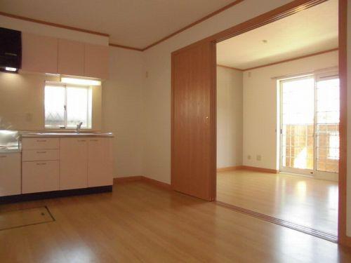 ルマージュ神戸３番館 リビング