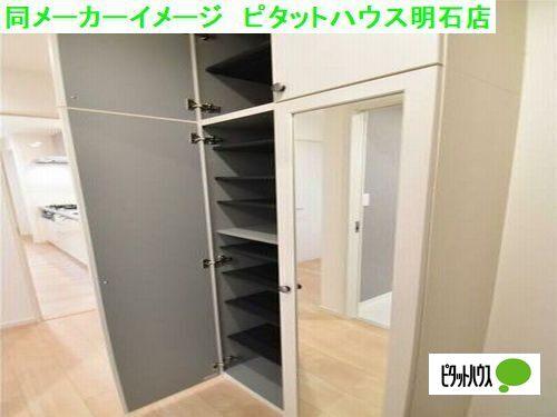 明石市大久保町八木アパート 玄関