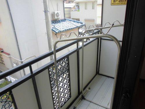 明石市鷹匠町アパート バルコニー