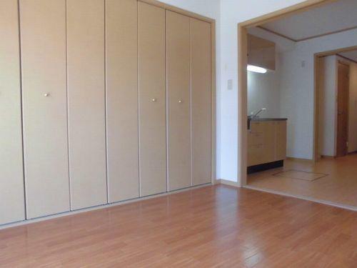神戸市西区二ツ屋アパート リビング