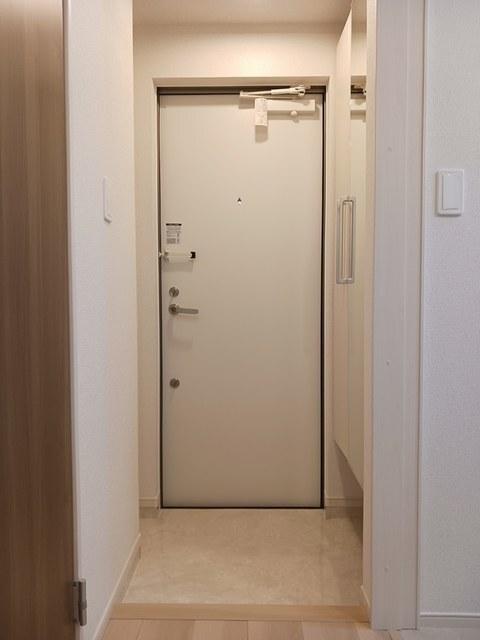 ルポ舞子弐番館（202） 玄関