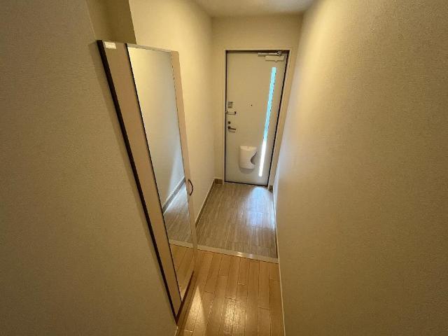 ユー　ジュネス 玄関