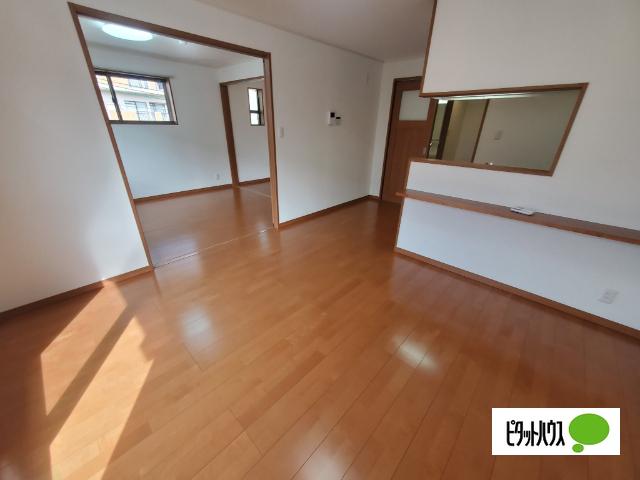明石市魚住町錦が丘アパート リビング