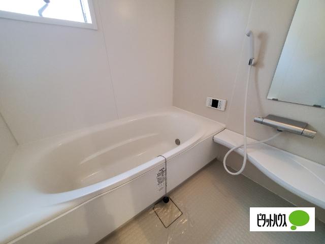 明石市魚住町錦が丘アパート バス／シャワー