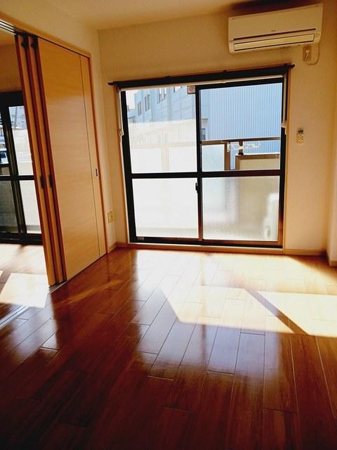 ドミール加佐（104） 室内