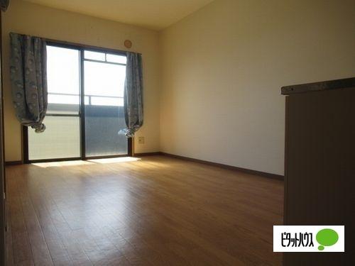 明石市大久保町森田マンション リビング