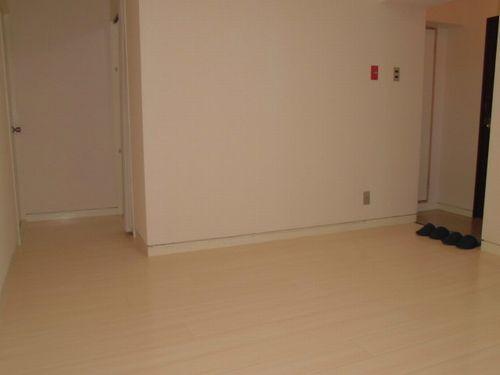 明石市大明石町マンション リビング