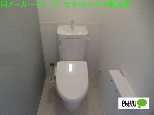 明石市魚住町住吉アパート トイレ