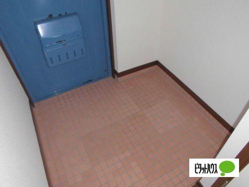 神戸市西区北別府マンション 玄関