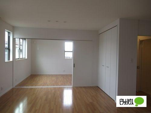 明石市魚住町住吉アパート リビング
