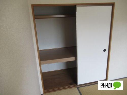 神戸市西区南別府アパート 収納