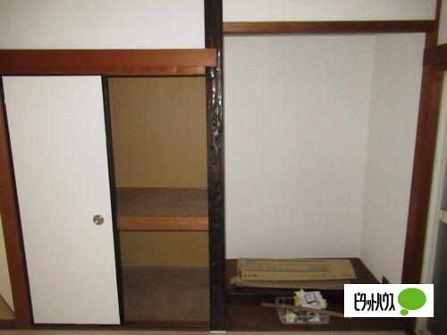 大久保町八木戸建522-6 収納