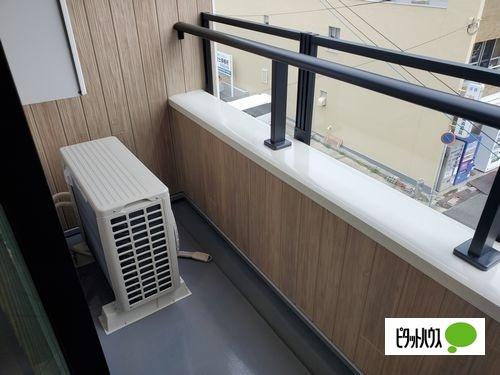 明石市本町アパート バルコニー
