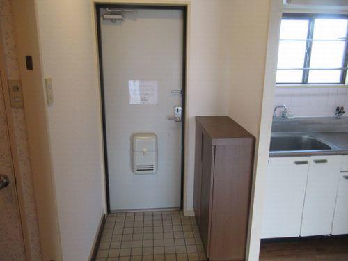 ホワイトスワン明石 玄関