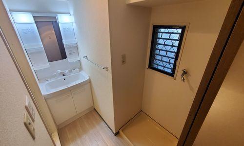 明石市東仲ノ町マンション 洗面