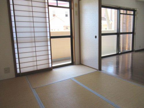 神戸市西区二ツ屋マンション リビング