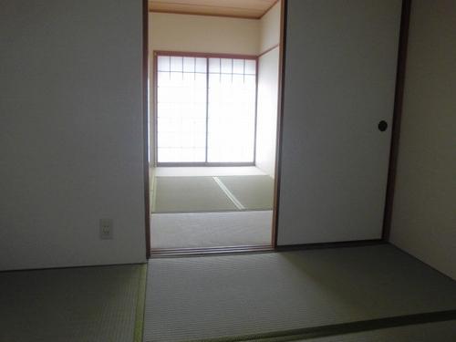 神戸市西区池上マンション リビング