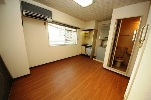 明石市樽屋町マンション リビング