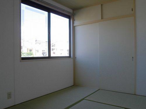 明石市大久保町大久保町アパート リビング
