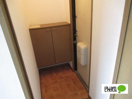 明石市魚住町清水アパート 玄関
