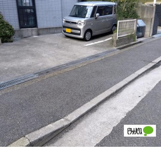 明石市相生町アパート 駐車場