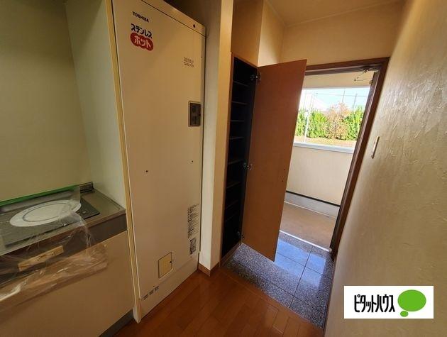 神戸市西区大津和アパート 玄関