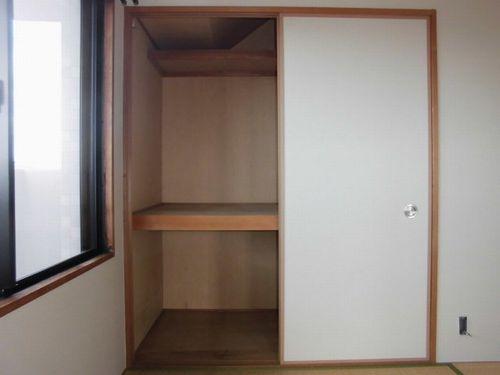 明石市魚住町鴨池マンション 収納