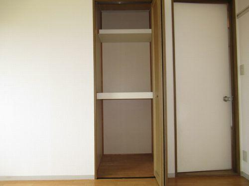 神戸市西区南別府アパート 収納