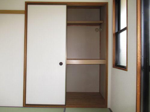 神戸市西区南別府アパート 収納