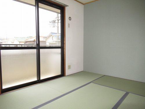 神戸市西区南別府アパート リビング